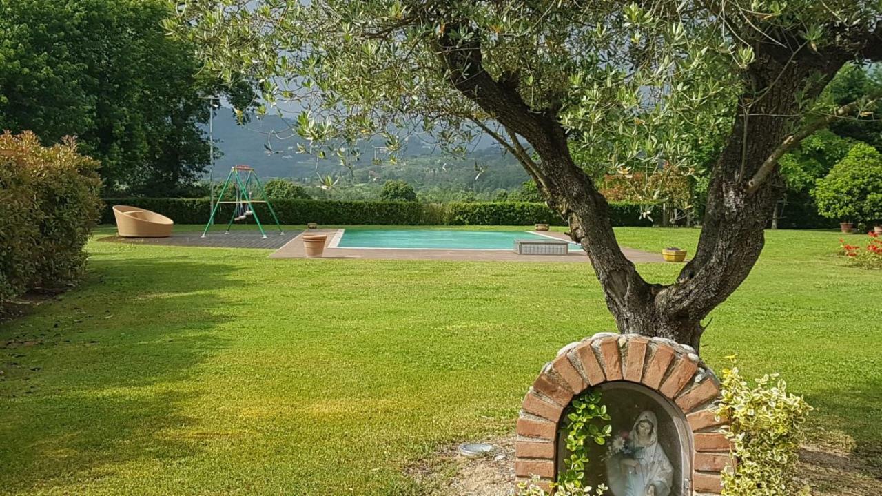 La Villa Nel Bosco Lucca Buitenkant foto